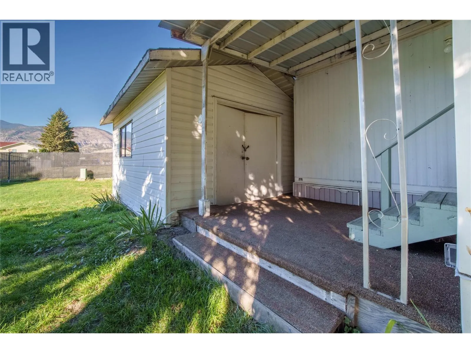 197 Dauphin Avenue Unit# 207