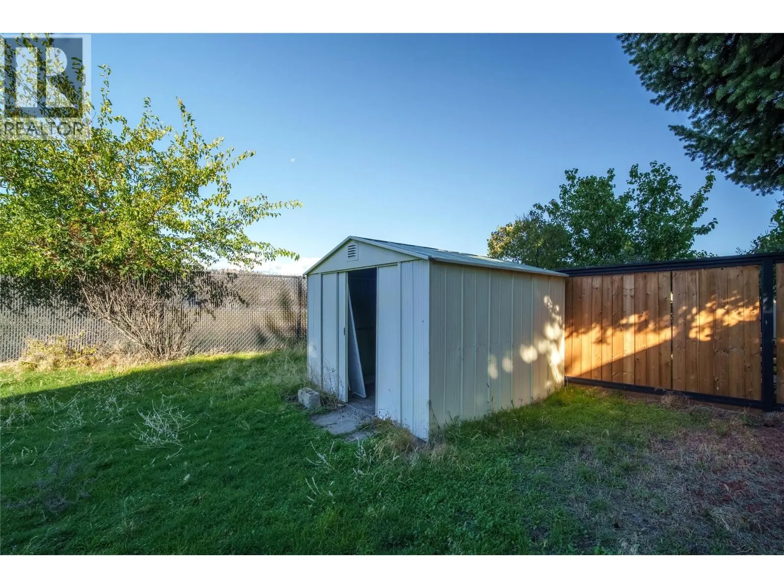 197 Dauphin Avenue Unit# 207