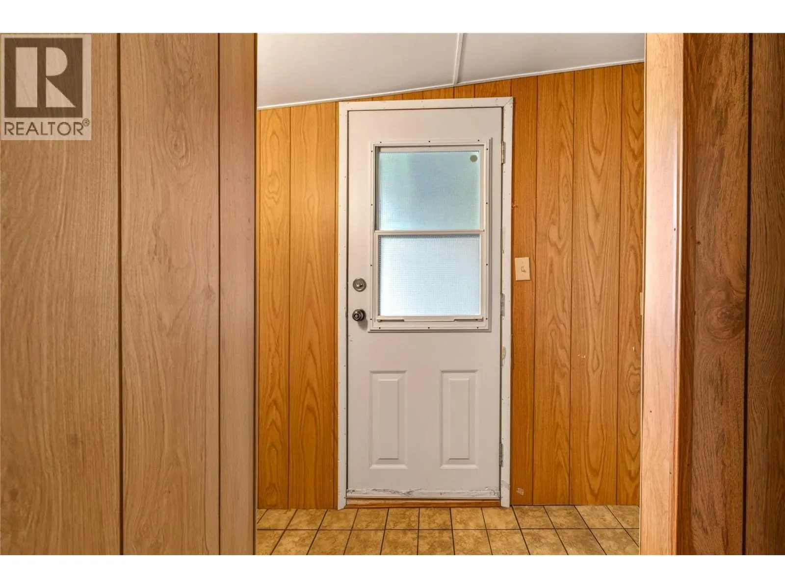 197 Dauphin Avenue Unit# 207