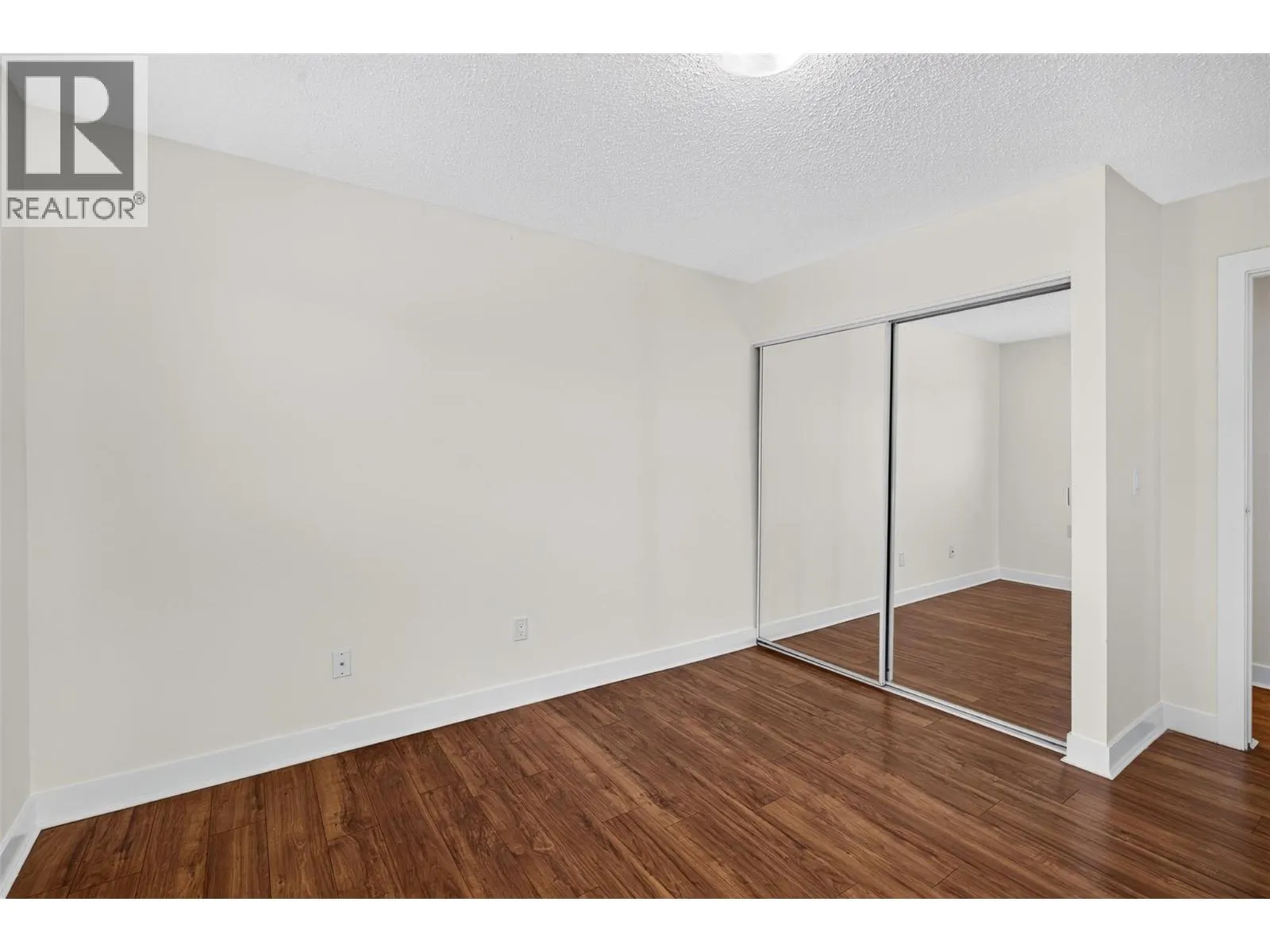 445 Holbrook Road W Unit# 14