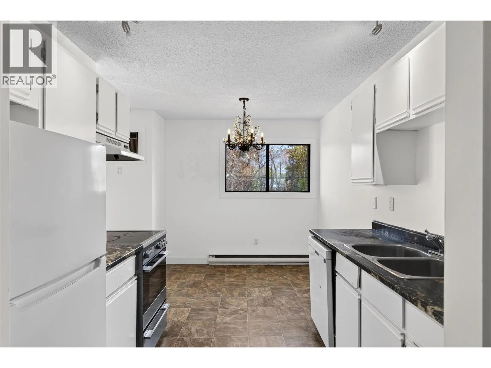 445 Holbrook Road W Unit# 14