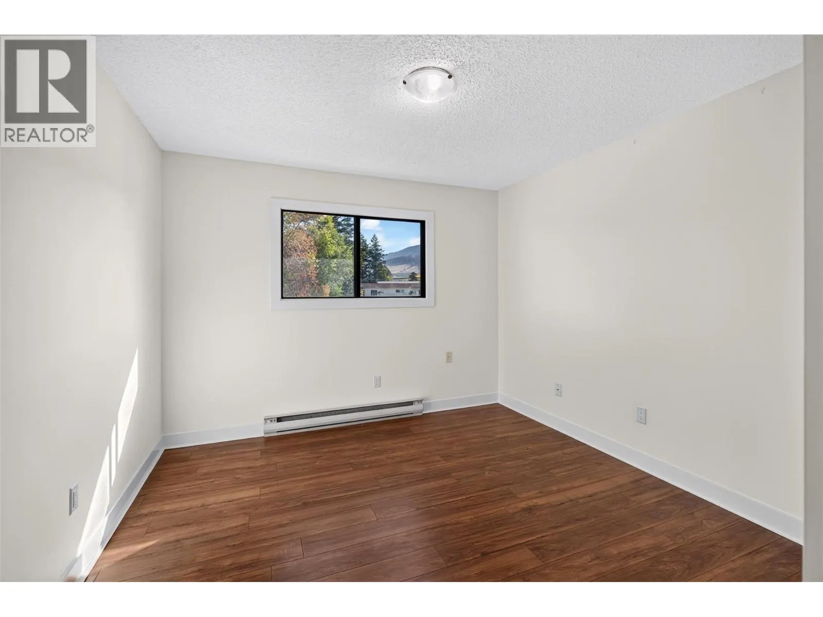 445 Holbrook Road W Unit# 14