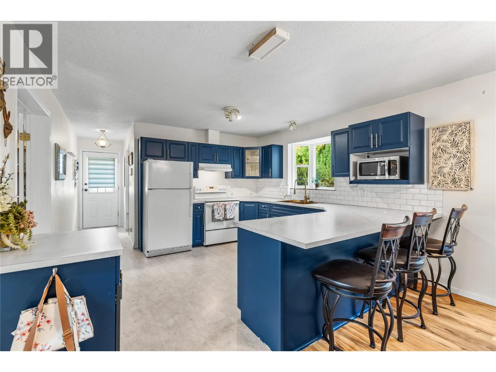 5858 Jen-Sherri Place