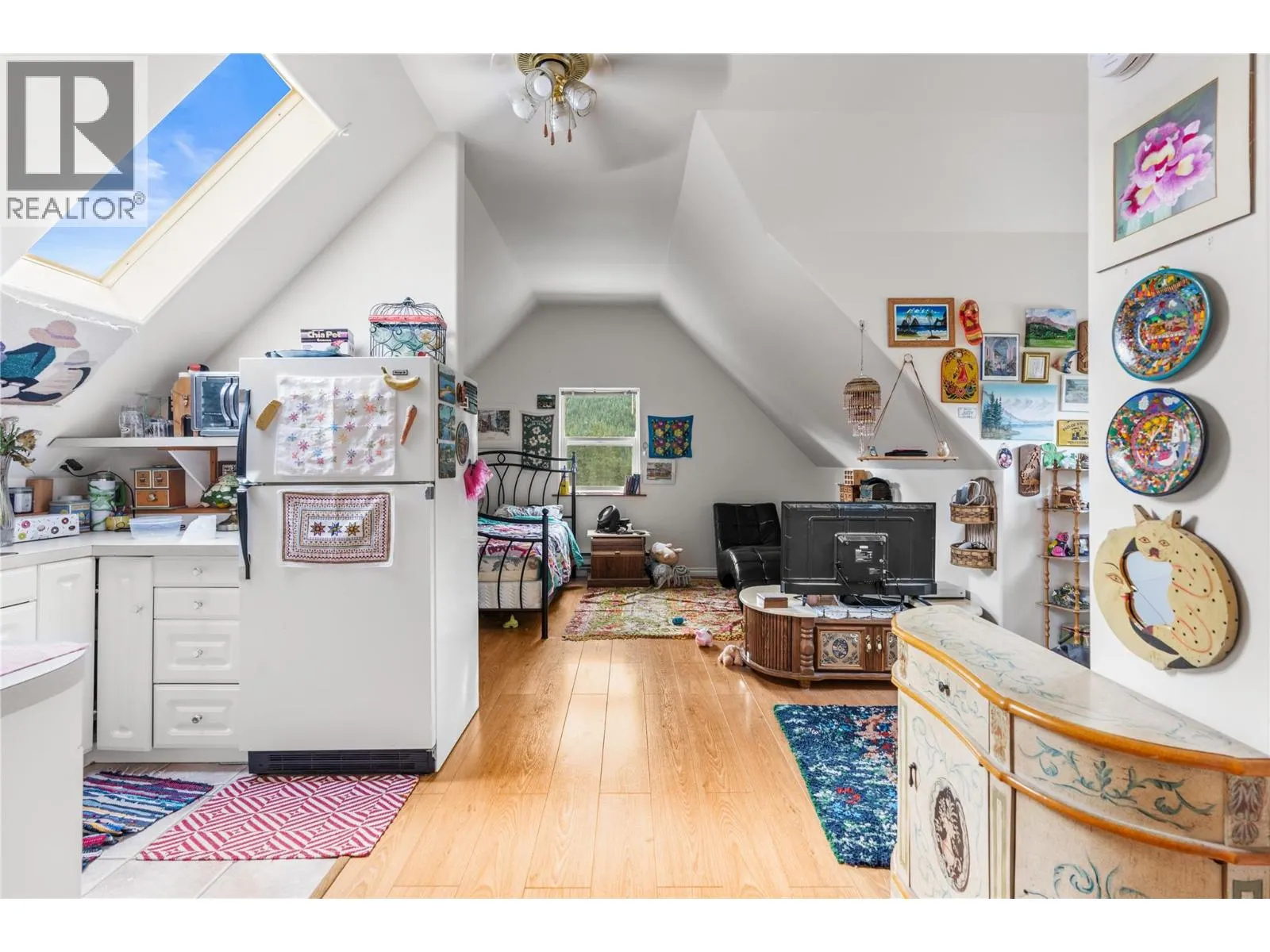 5858 Jen-Sherri Place