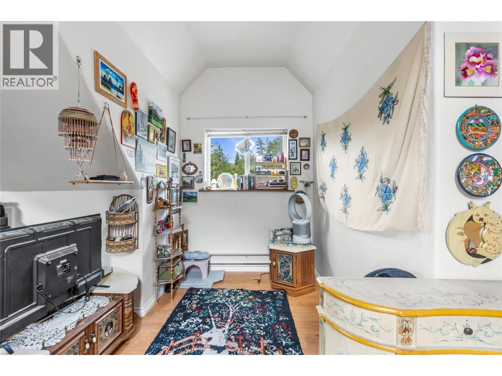 5858 Jen-Sherri Place