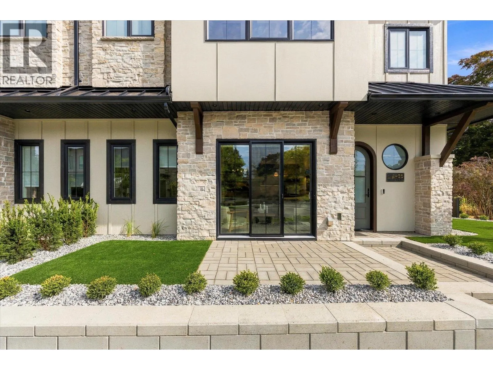 2435 Taylor Crescent Unit# 1