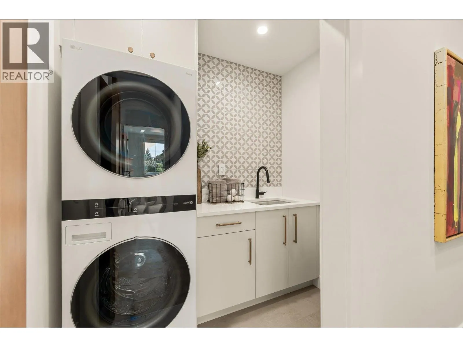 2435 Taylor Crescent Unit# 1