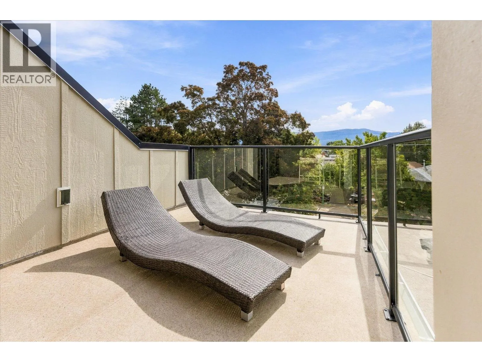 2435 Taylor Crescent Unit# 1