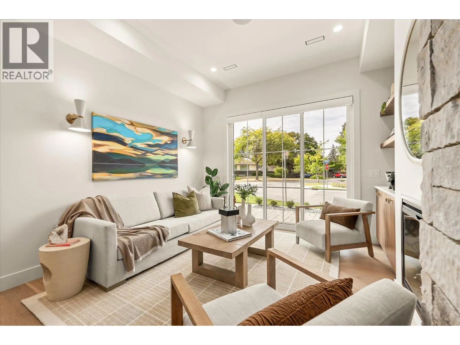 2435 Taylor Crescent Unit# 1
