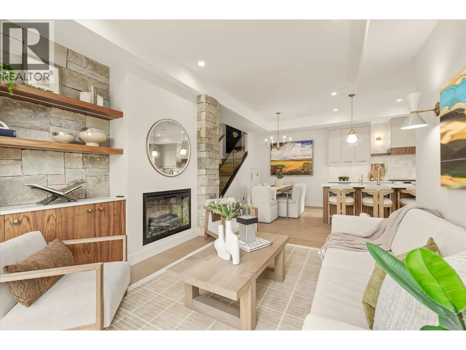 2435 Taylor Crescent Unit# 1