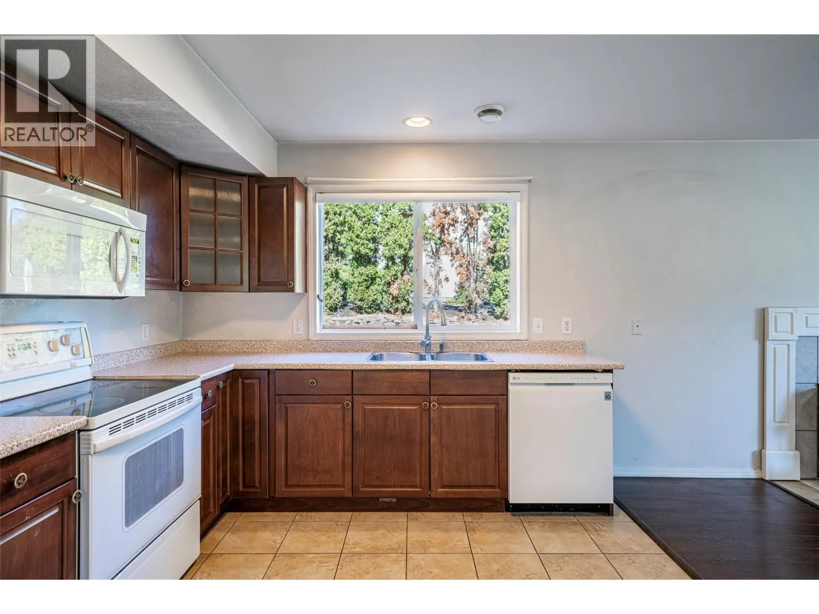 8210 Stoneridge Drive