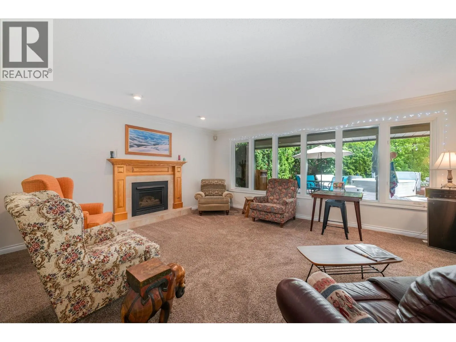 492 Carona Crescent