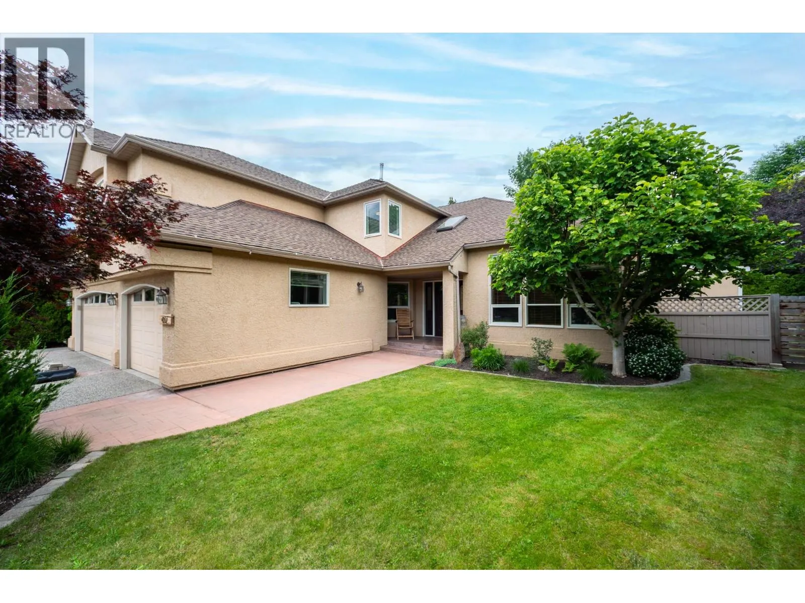 492 Carona Crescent