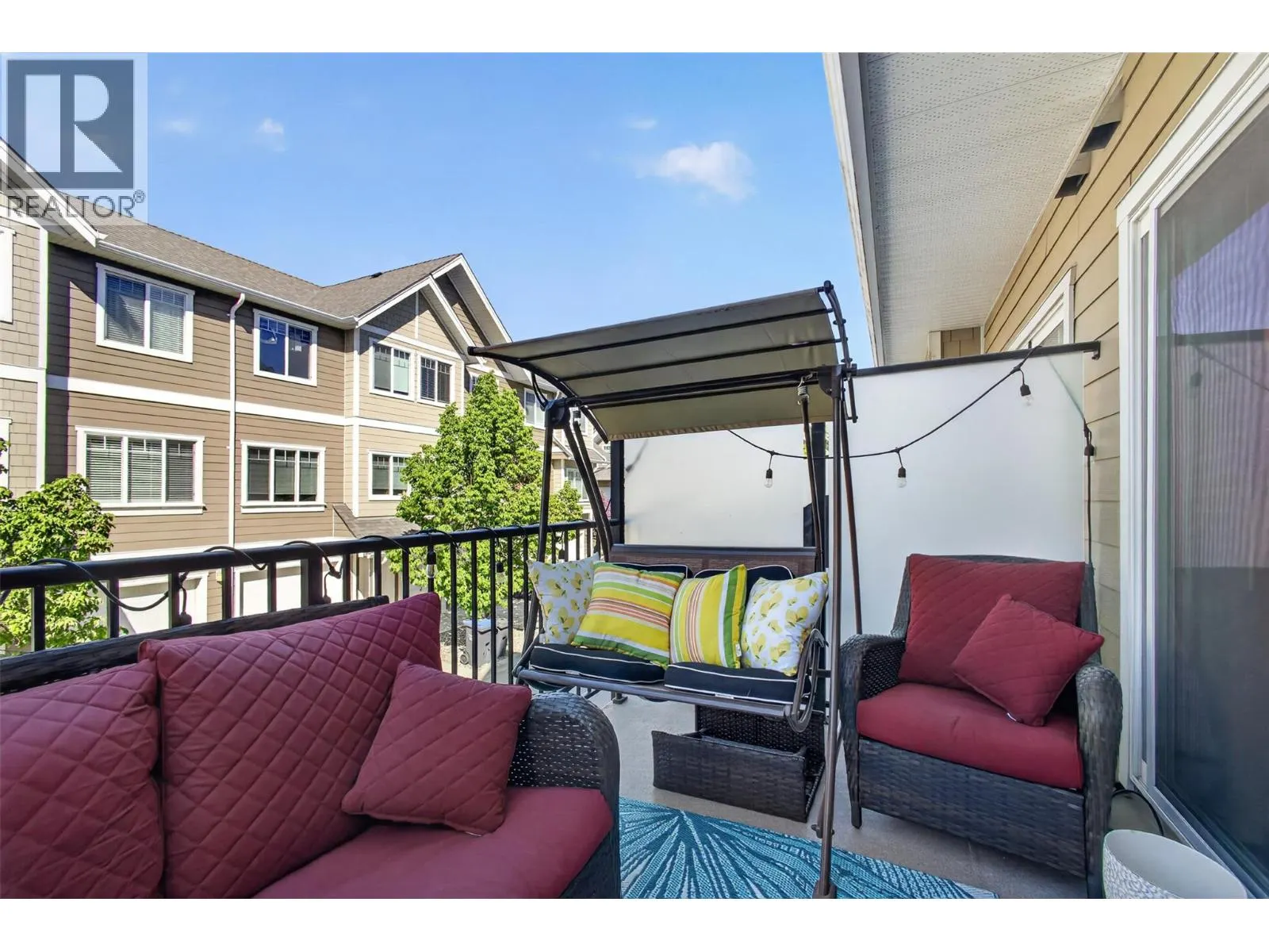 600 Sherwood Road Unit# 4