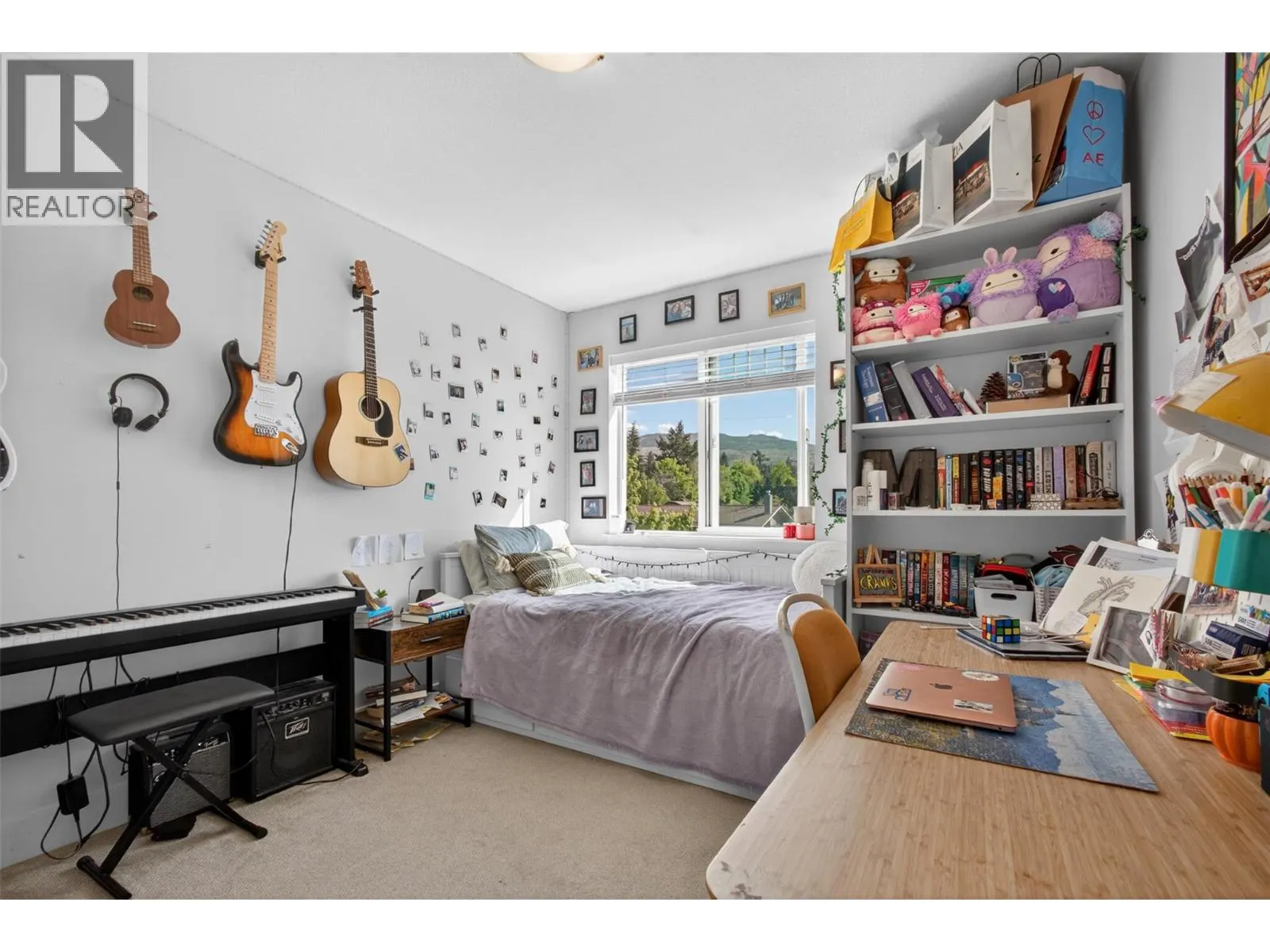 600 Sherwood Road Unit# 4