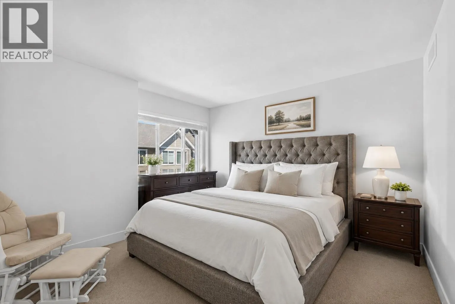 600 Sherwood Road Unit# 4