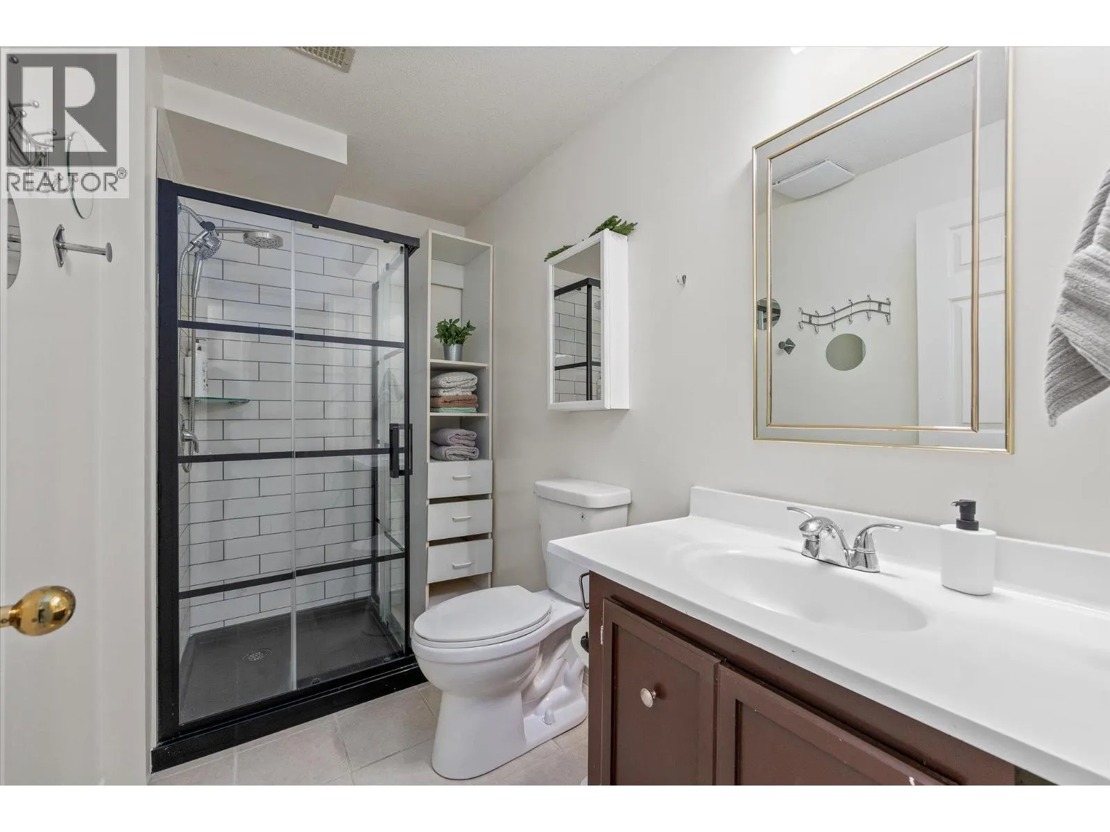 1765 Leckie Road Unit# 219