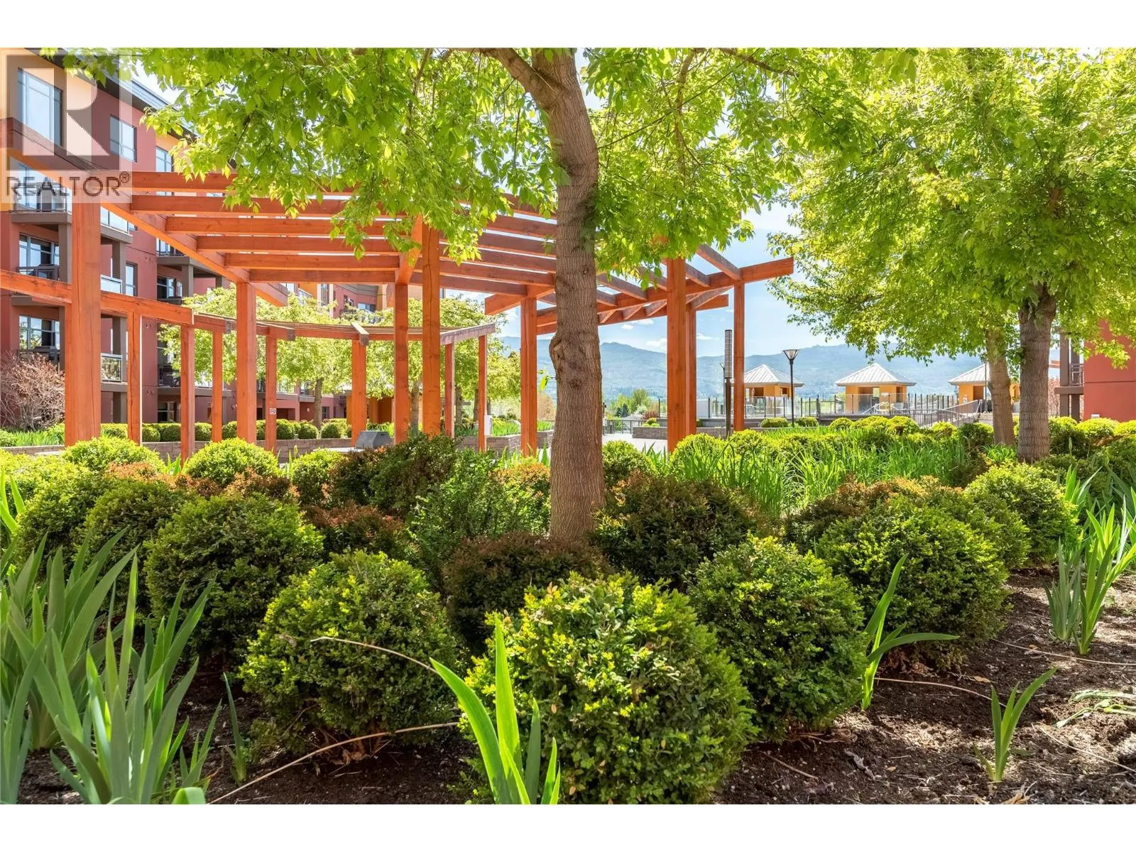 654 Cook Road Unit# 501
