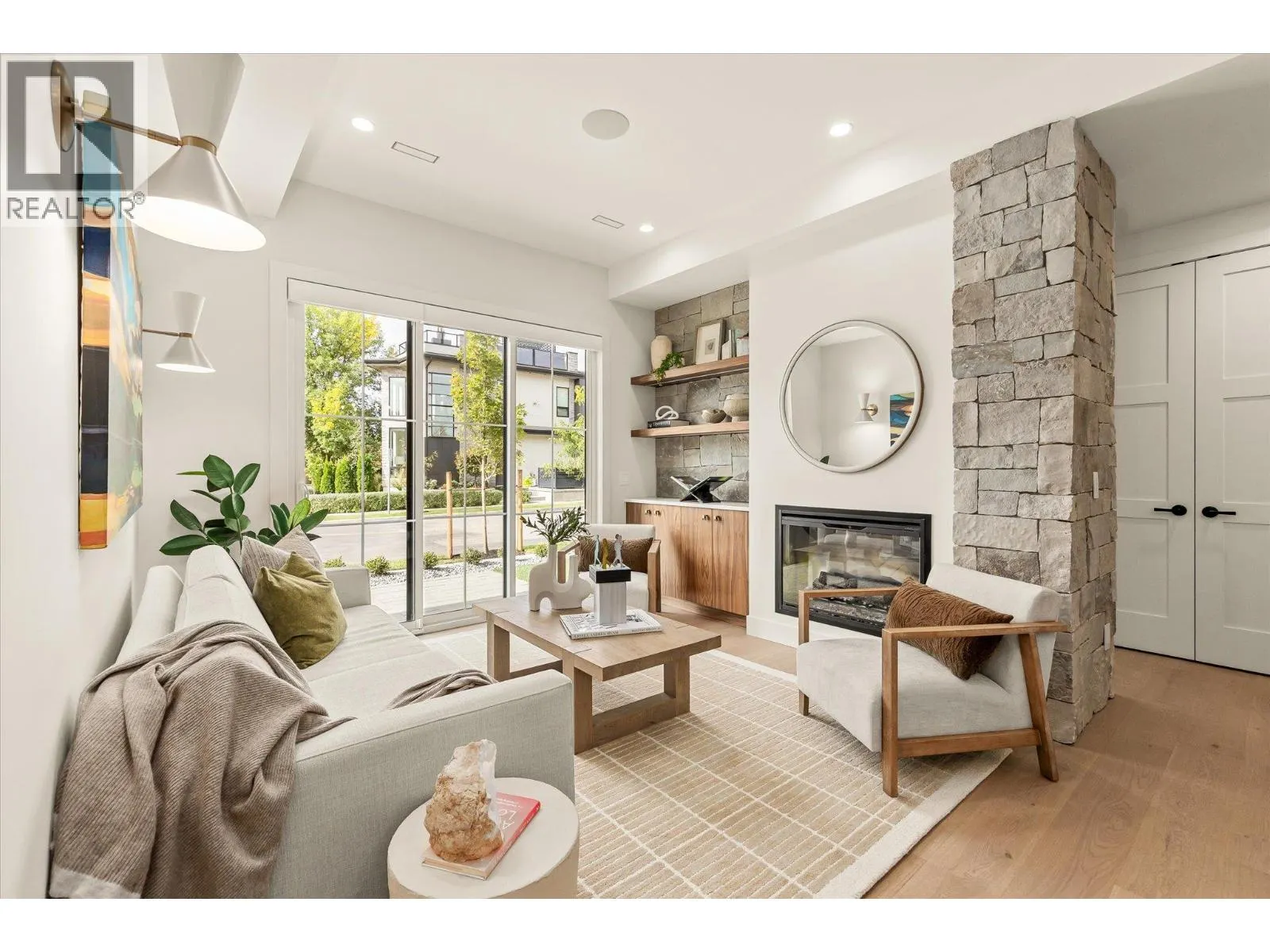 2435 Taylor Crescent Unit# 2