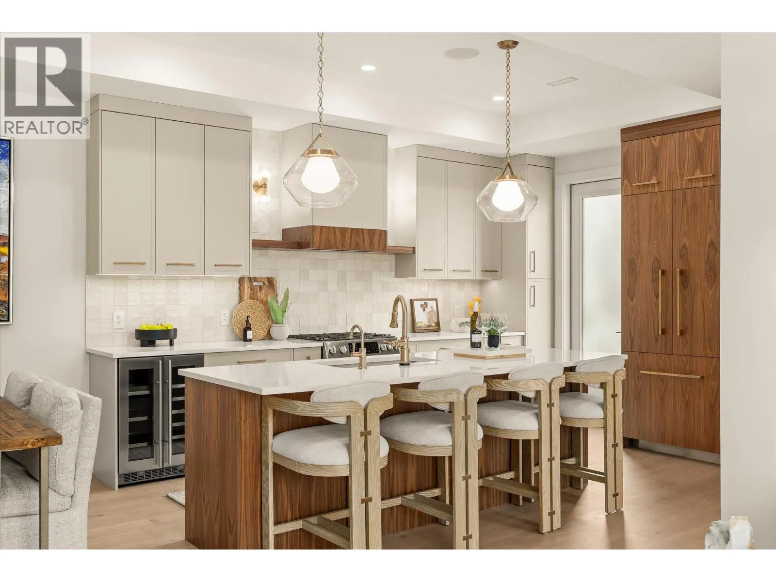 2435 Taylor Crescent Unit# 2