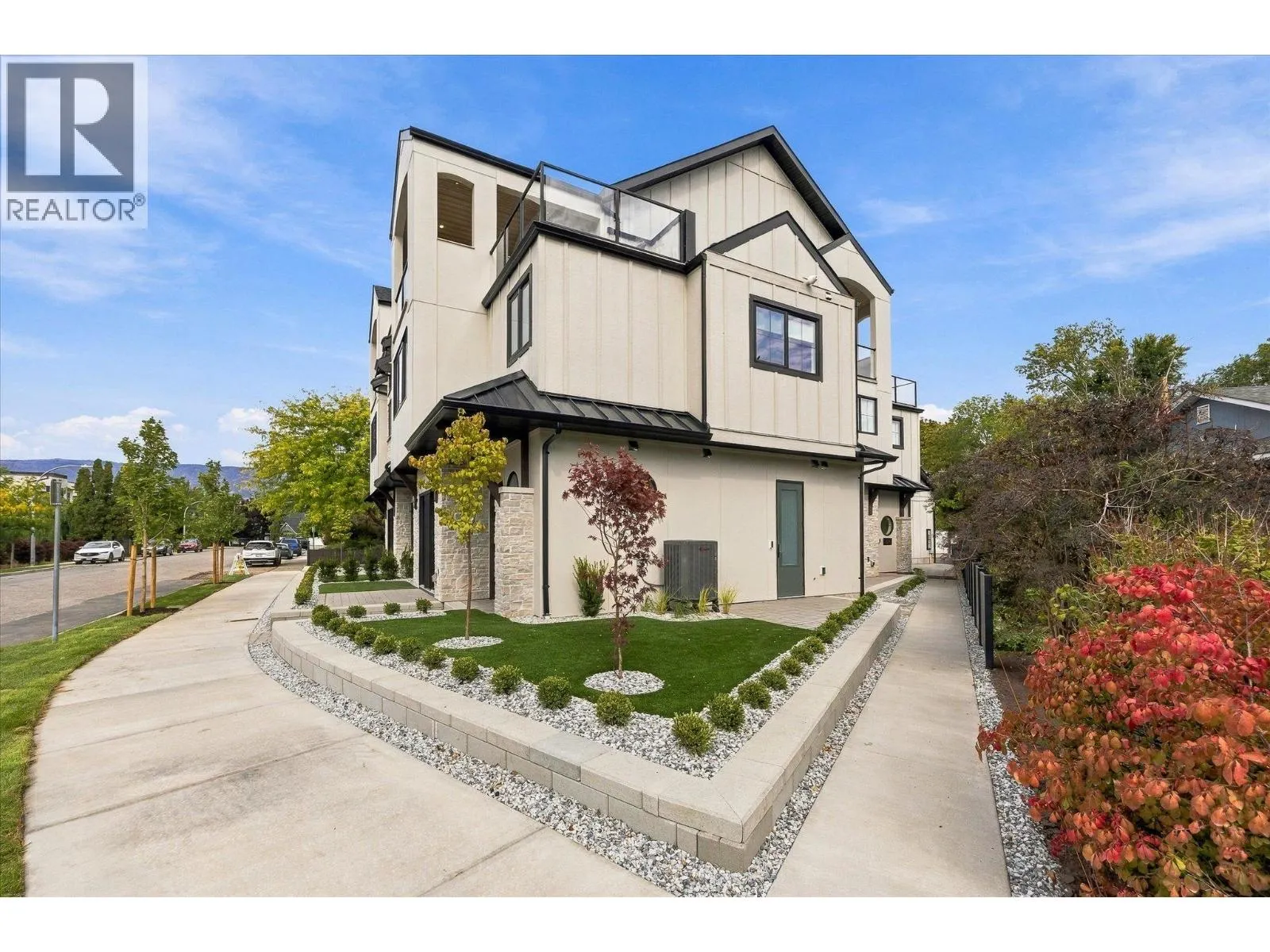 2435 Taylor Crescent Unit# 2