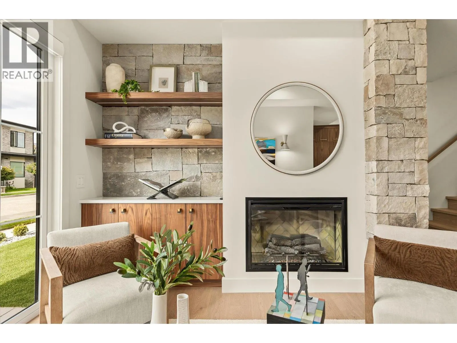 2435 Taylor Crescent Unit# 2