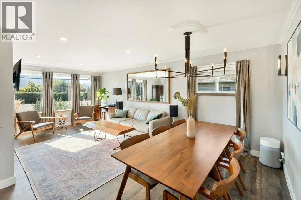 886 FAIRVIEW Road
