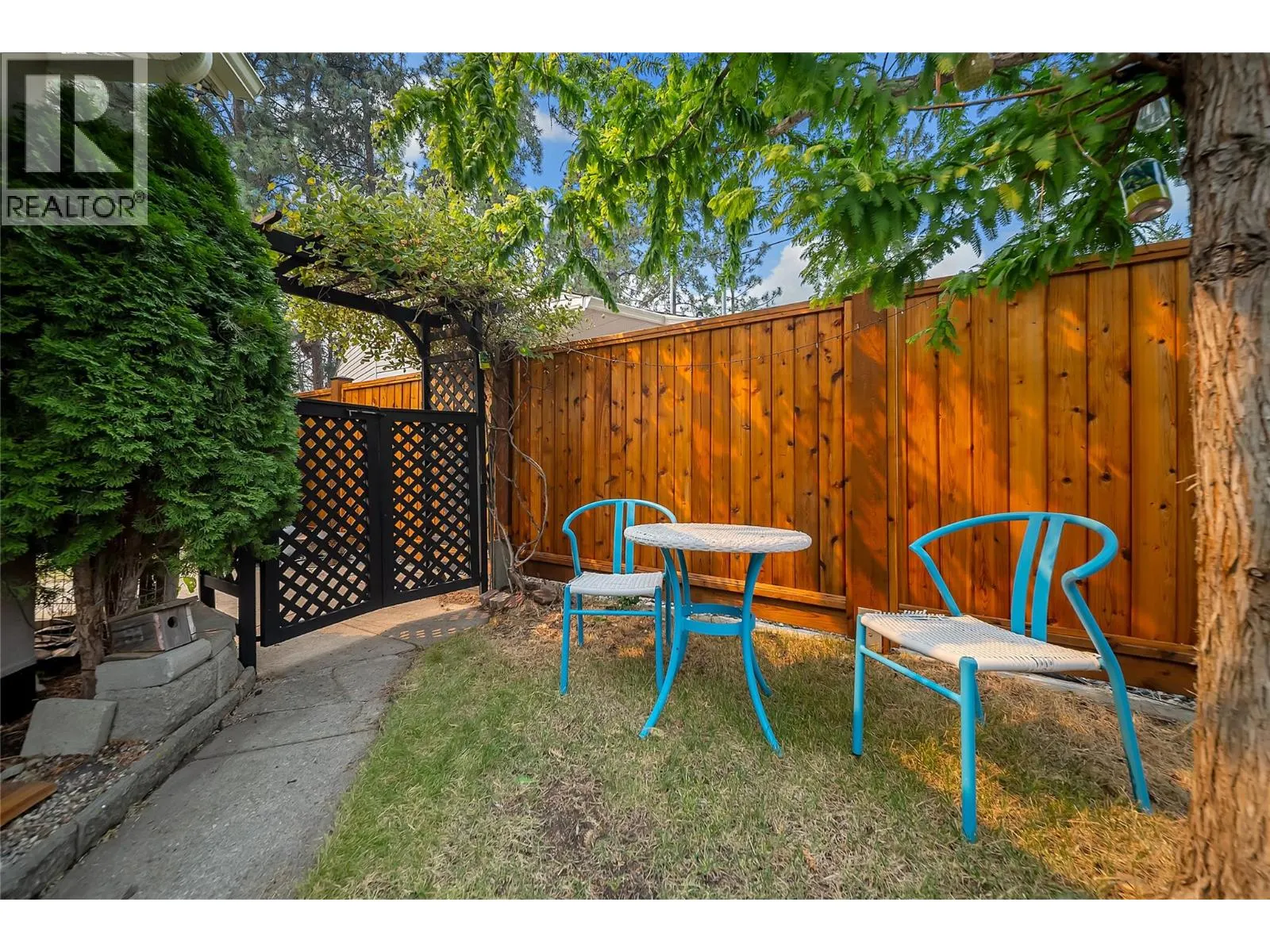 3272 Juniper Drive