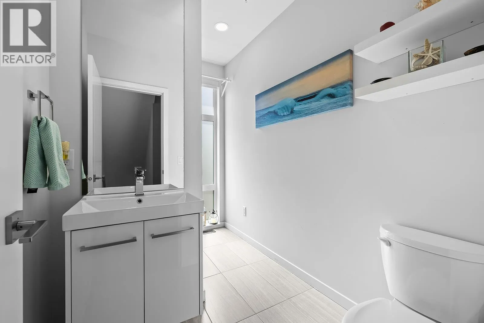 1515 Highland Drive N Unit# 20