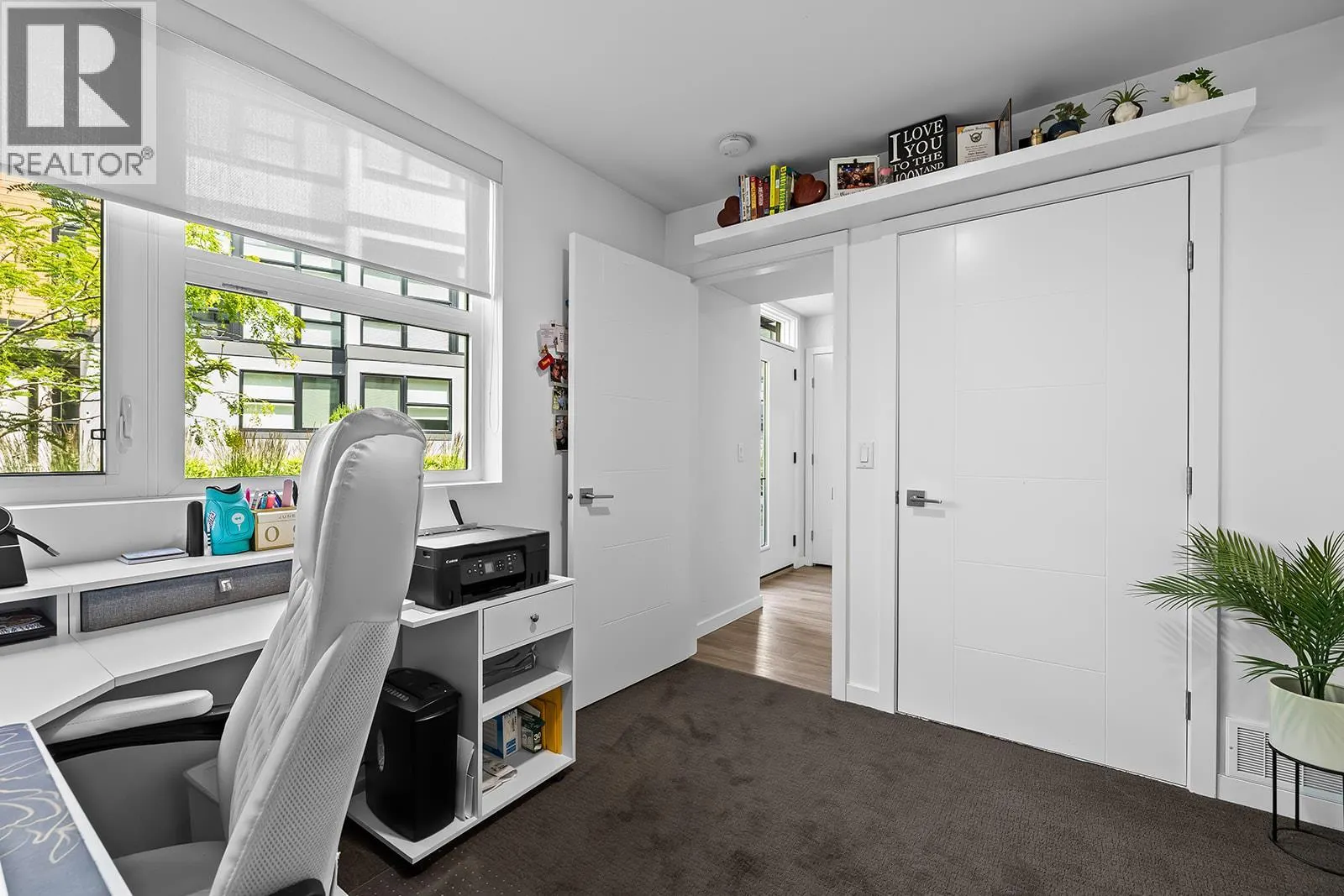 1515 Highland Drive N Unit# 20