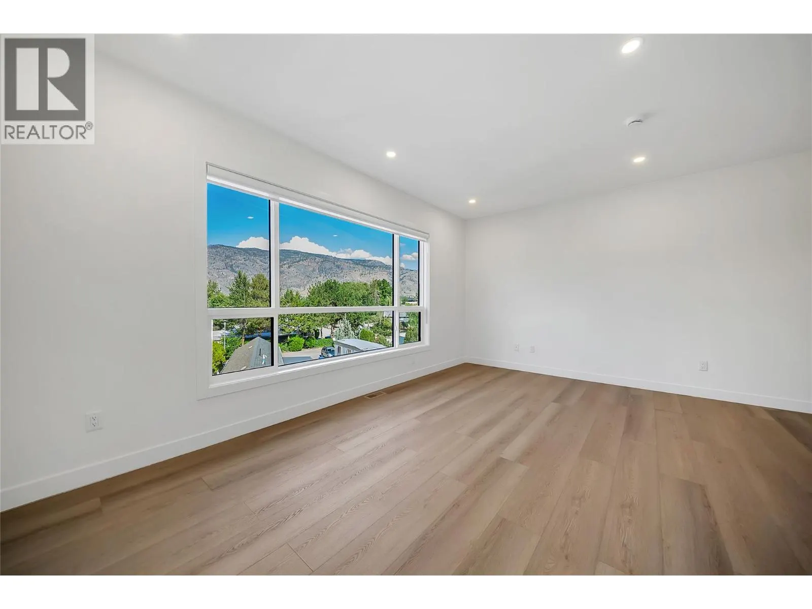 4601 97 Street Unit# 8