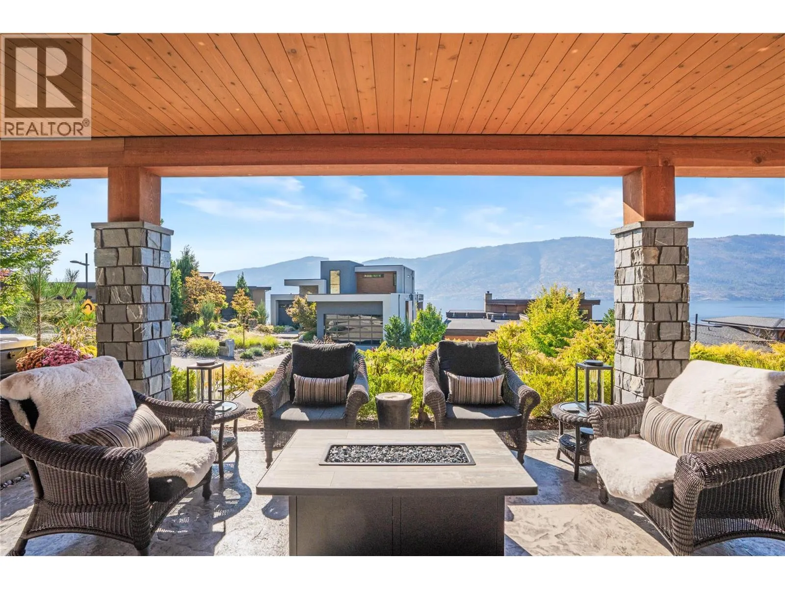 1666 Lakestone Drive