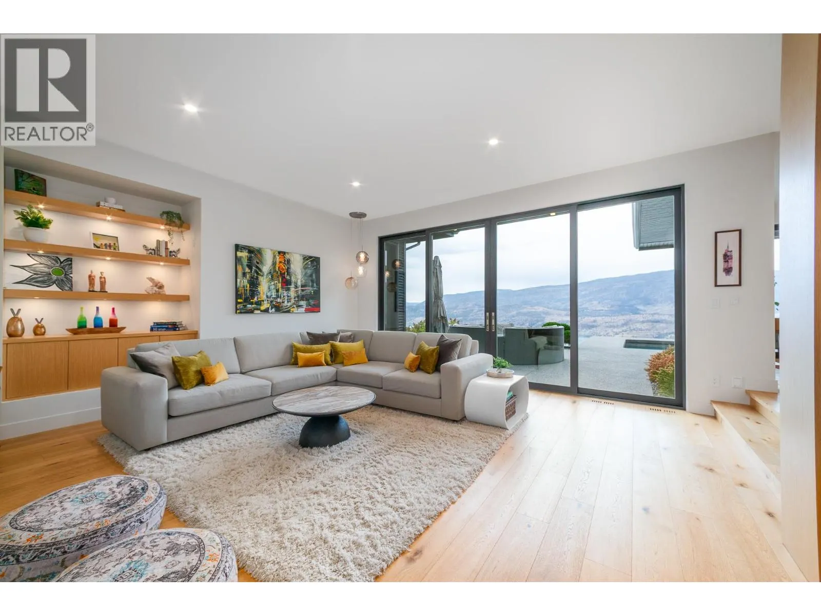 1543 Rocky Point Drive