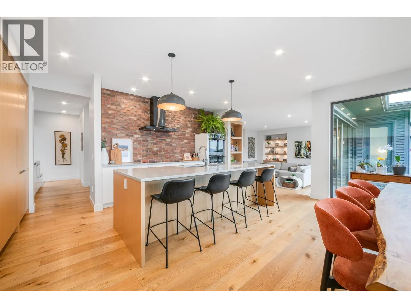 1543 Rocky Point Drive