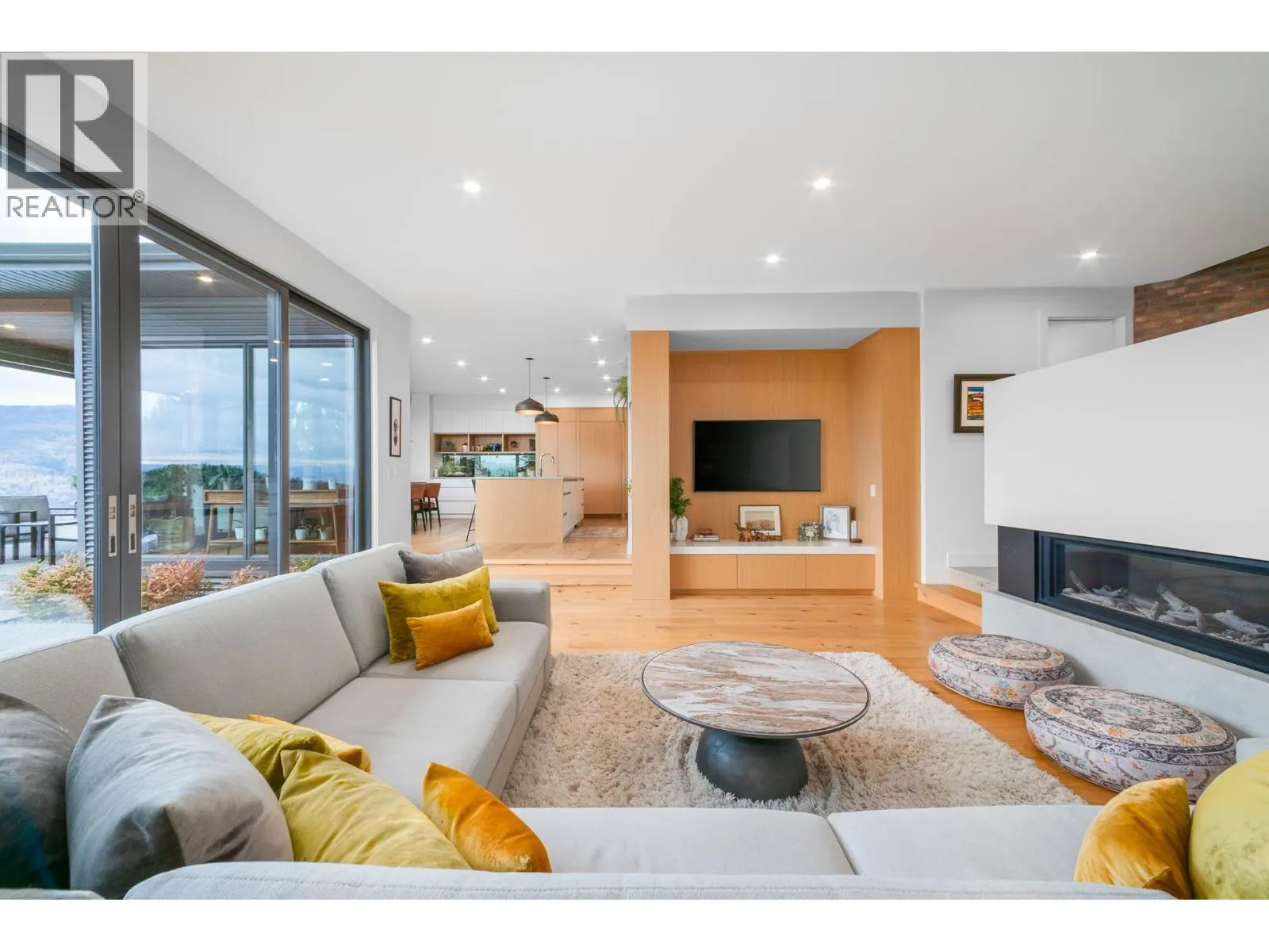 1543 Rocky Point Drive