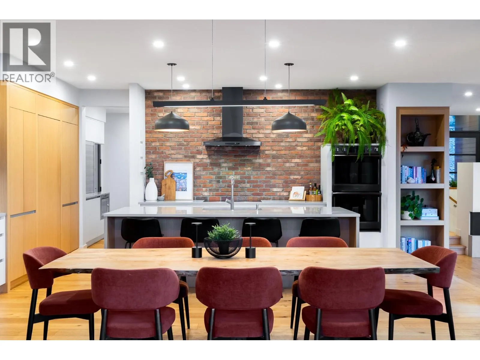 1543 Rocky Point Drive