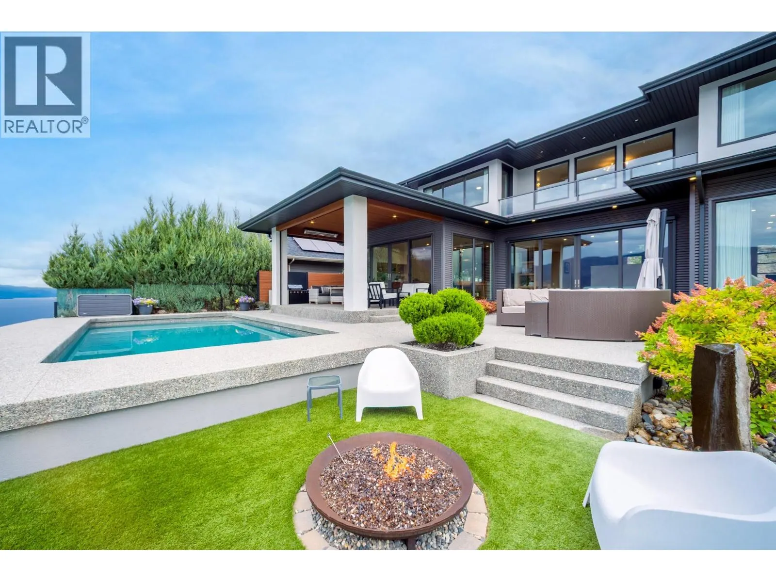 1543 Rocky Point Drive