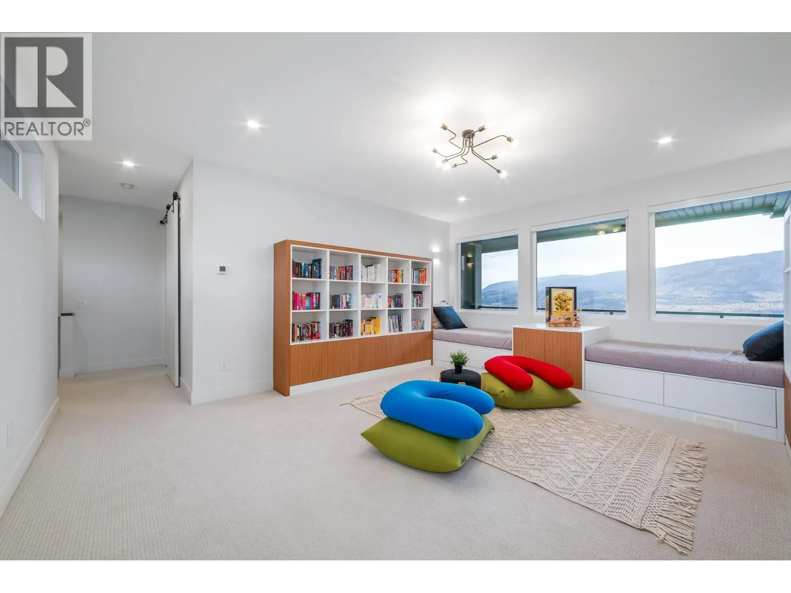 1543 Rocky Point Drive