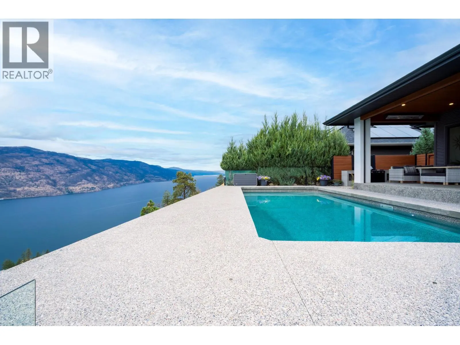 1543 Rocky Point Drive