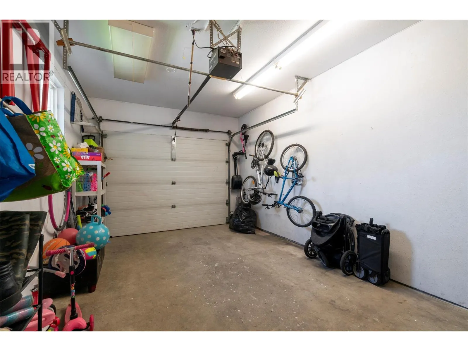2951 11th Avenue NE Unit# 2