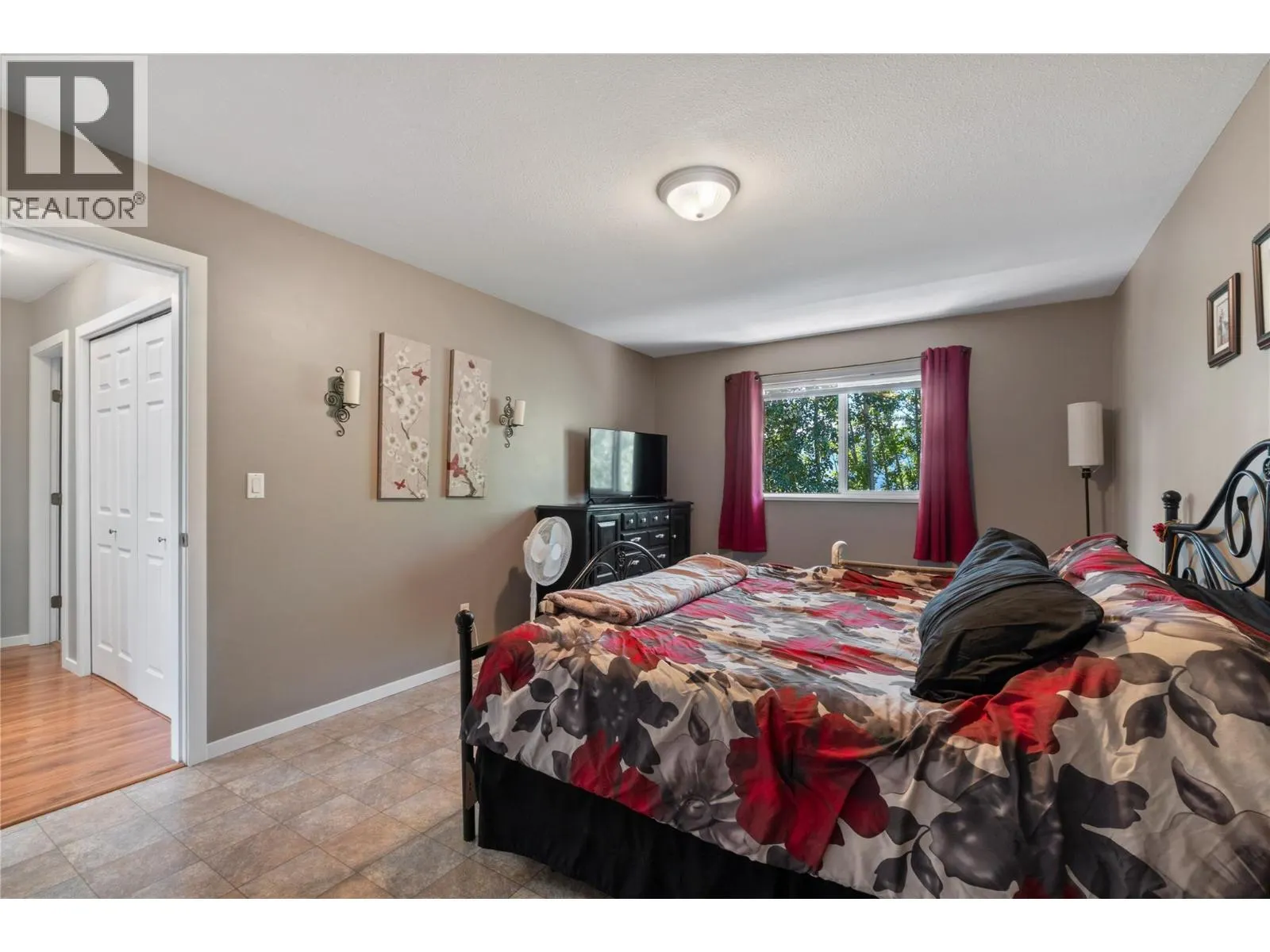 2951 11th Avenue NE Unit# 2