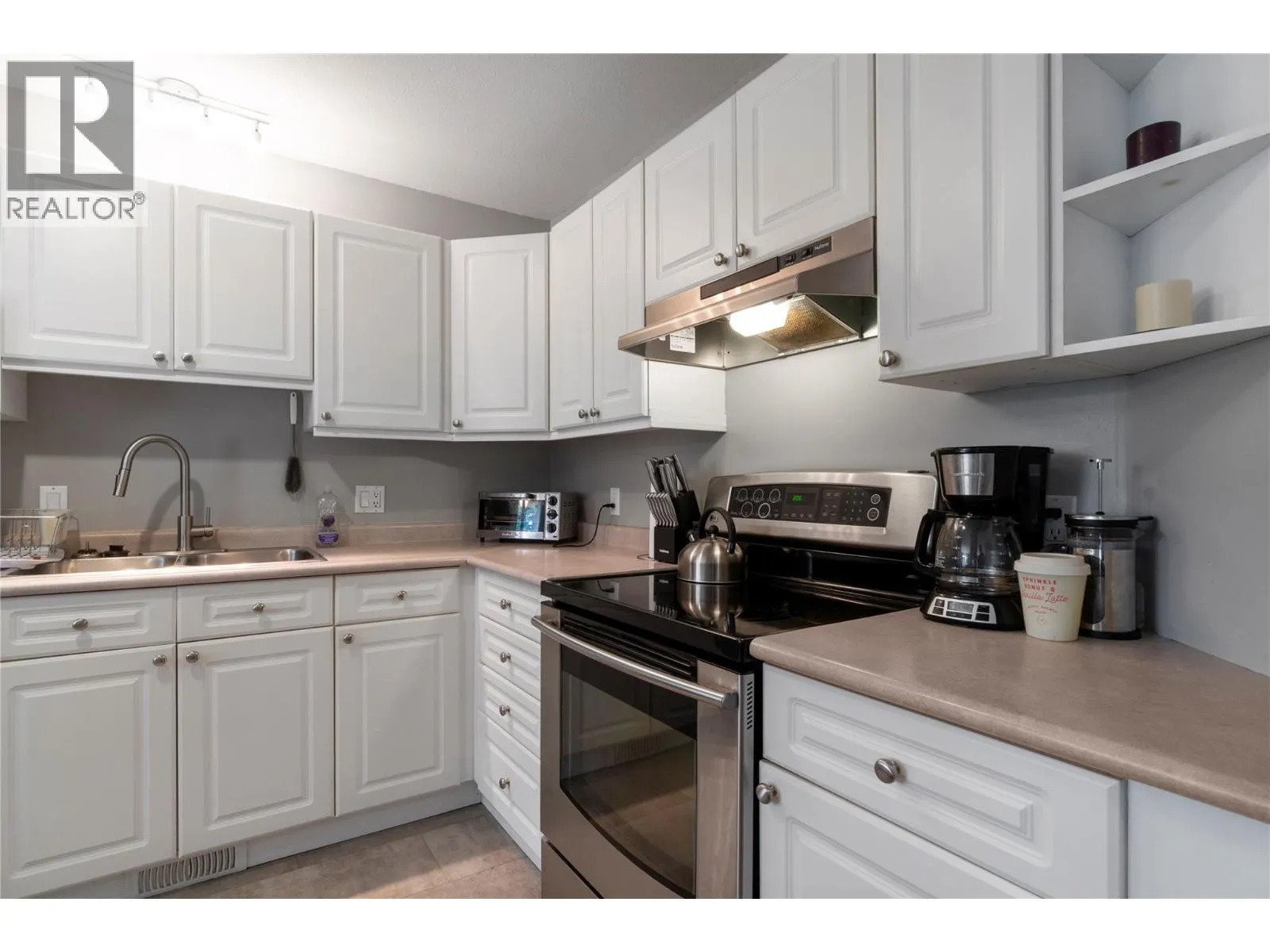 2951 11th Avenue NE Unit# 2