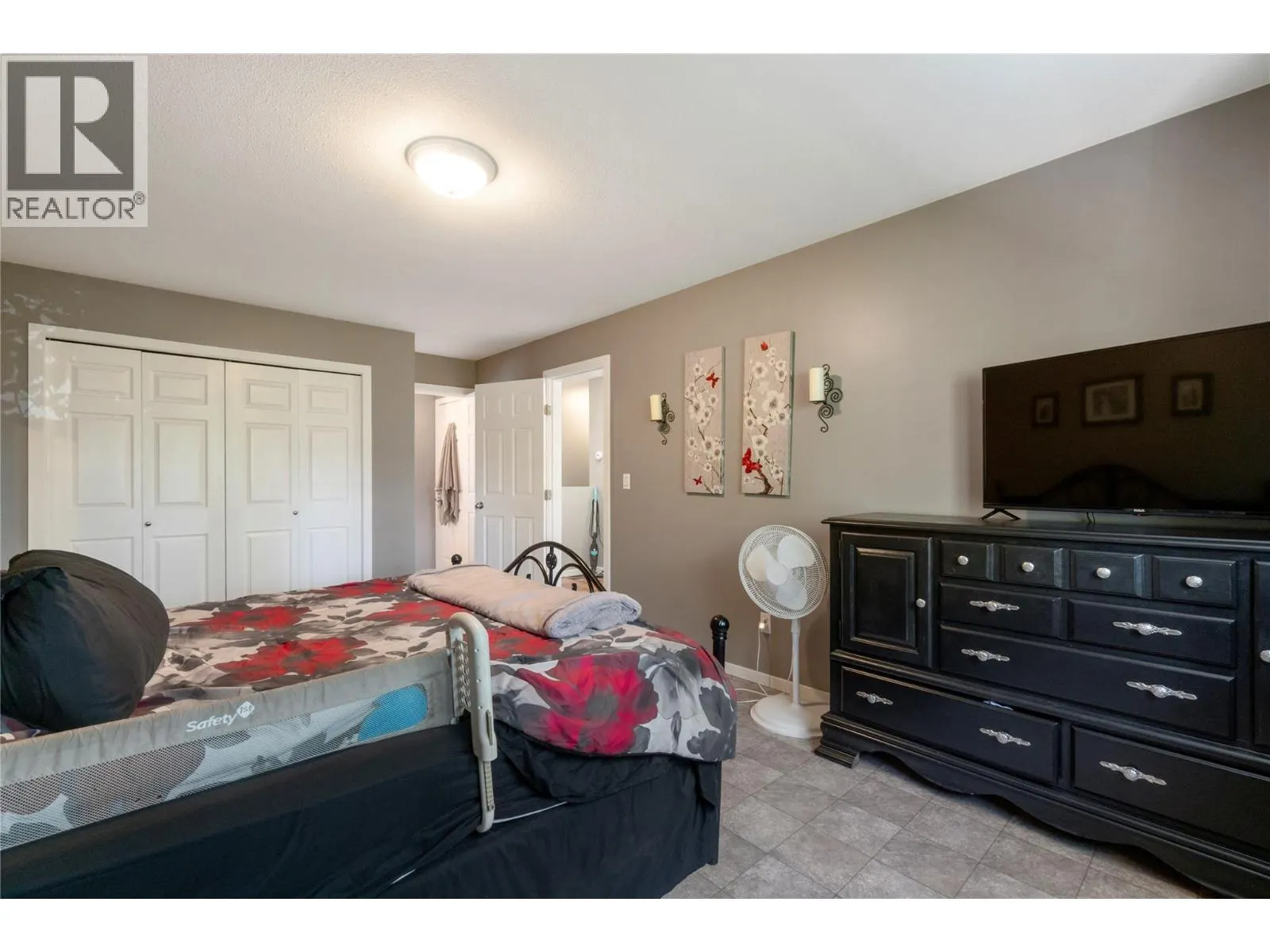 2951 11th Avenue NE Unit# 2