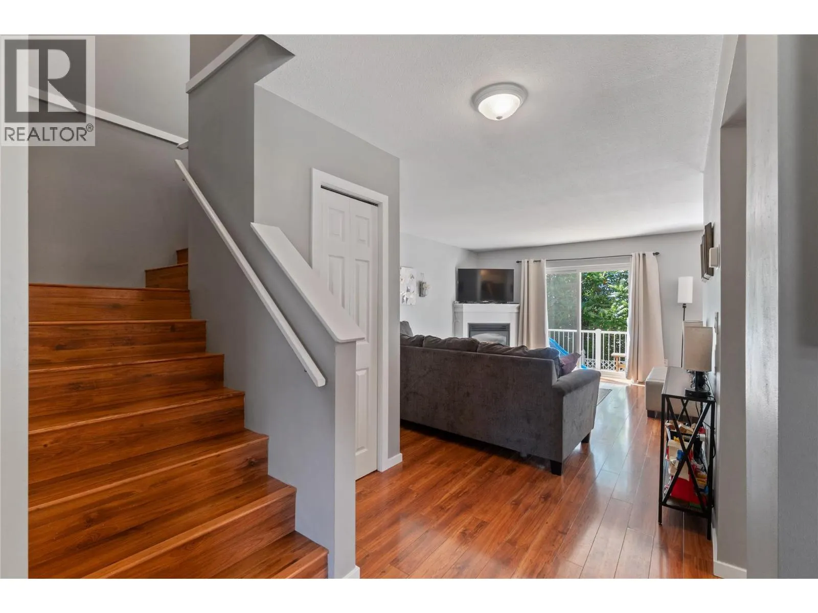2951 11th Avenue NE Unit# 2