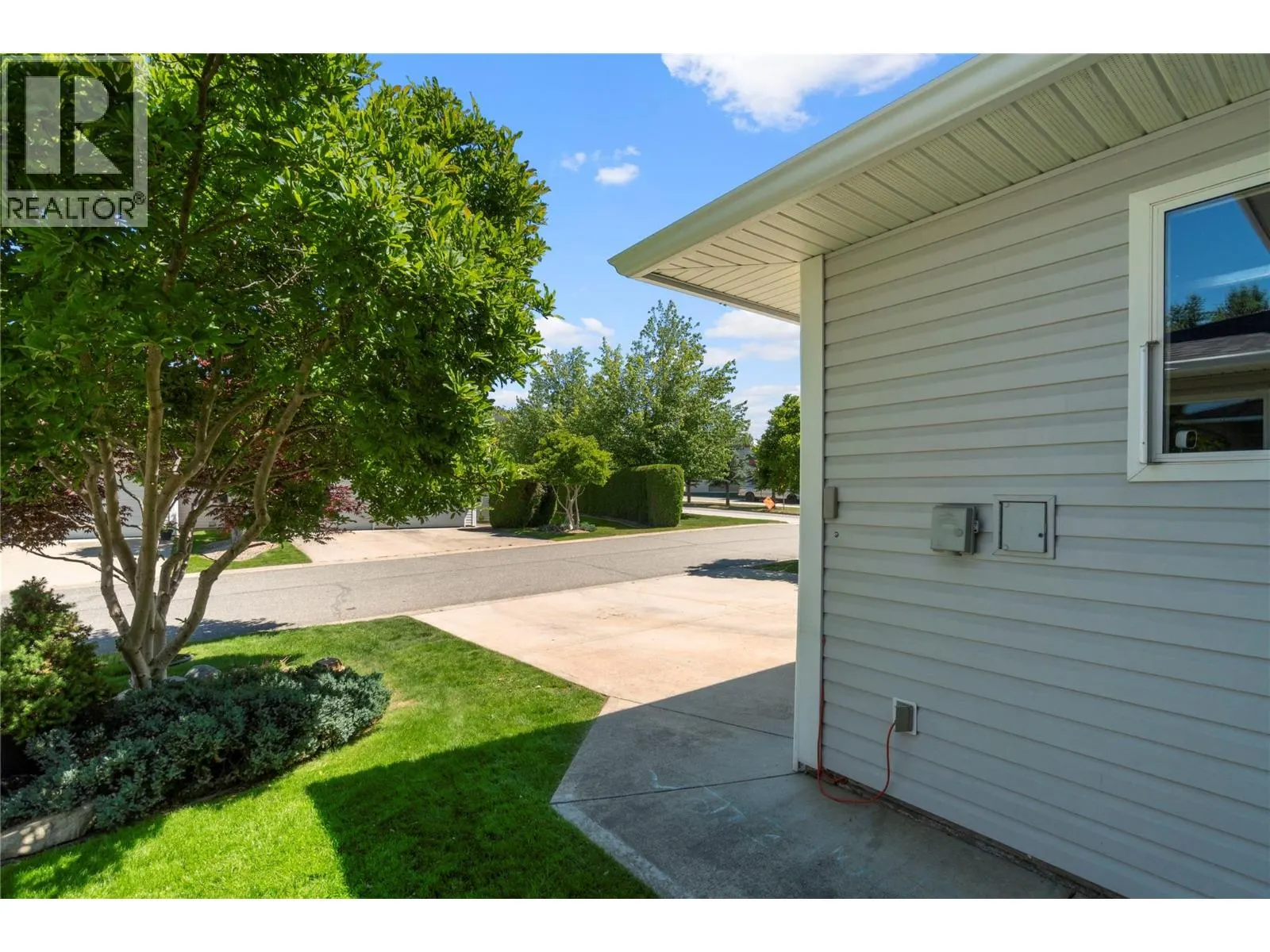 2951 11th Avenue NE Unit# 2