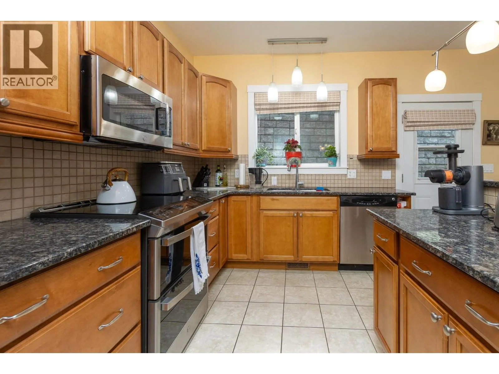 1596 Okanagan Avenue SE Unit# 4