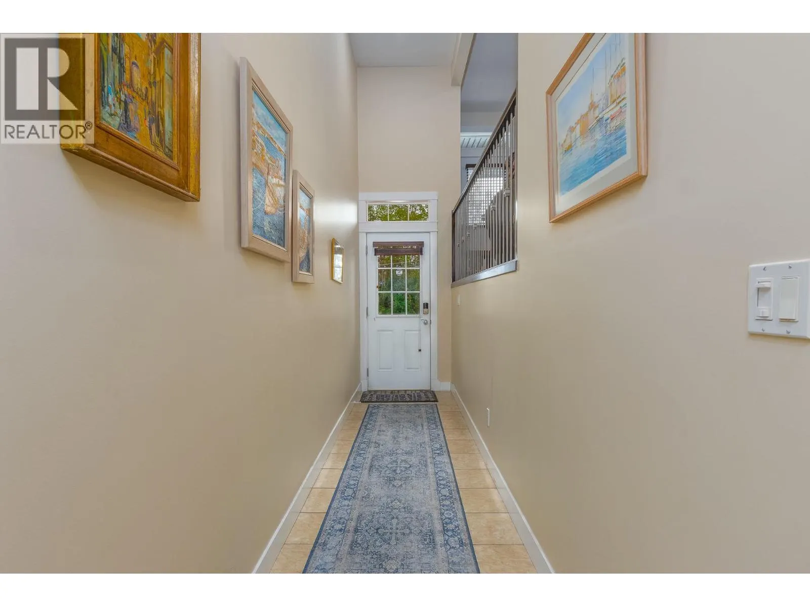 1596 Okanagan Avenue SE Unit# 4