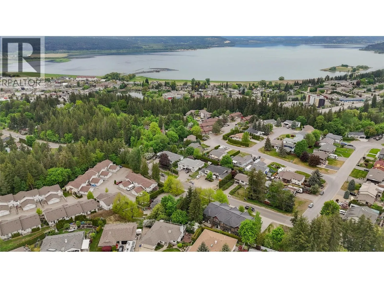 1596 Okanagan Avenue SE Unit# 4
