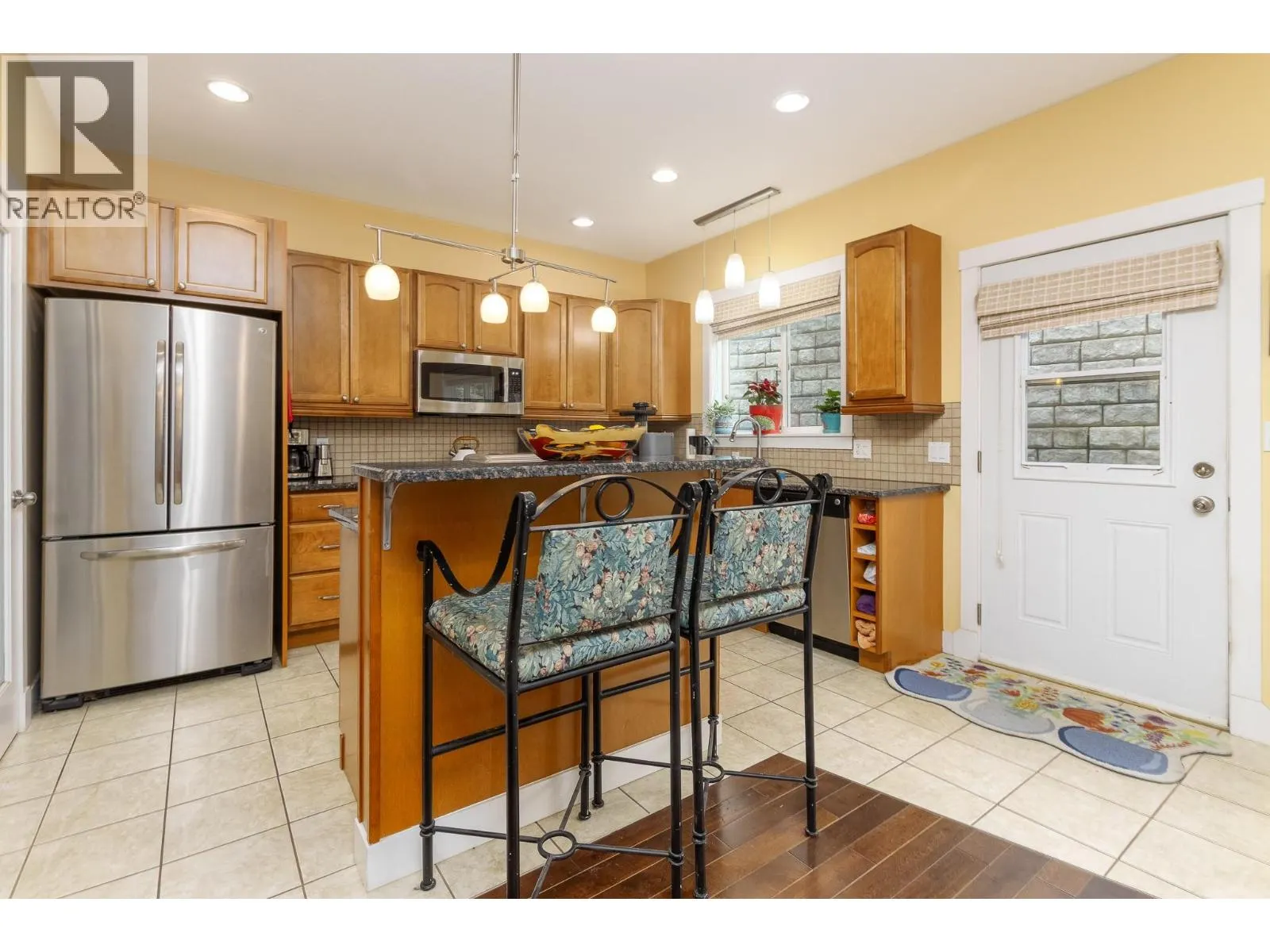 1596 Okanagan Avenue SE Unit# 4