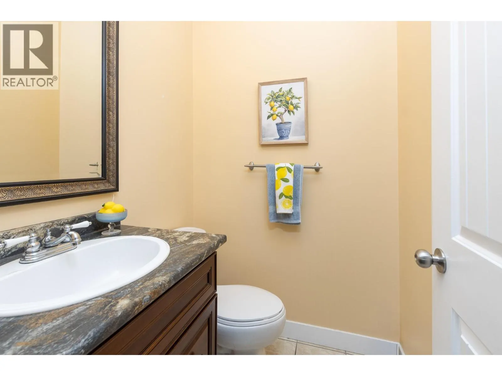 1596 Okanagan Avenue SE Unit# 4